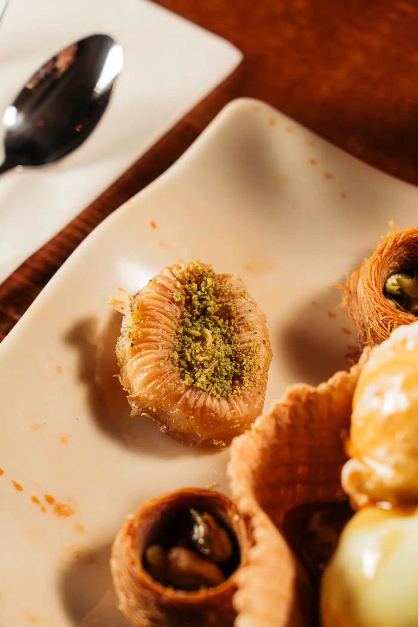 Close-up of pistachio baklava at Beirut Restaurant. Photographed by Gorka Di Capitan (gorkadicapitan.com).